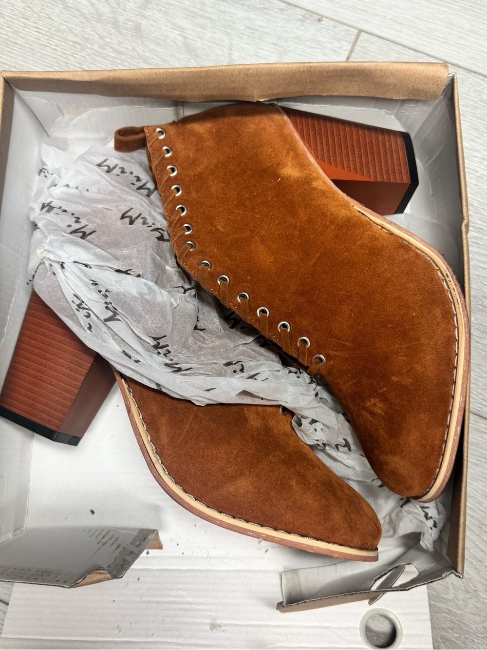 Women's Suede Lace-Up Ankle Boot in Rustic Brown - Picture 2 of 3